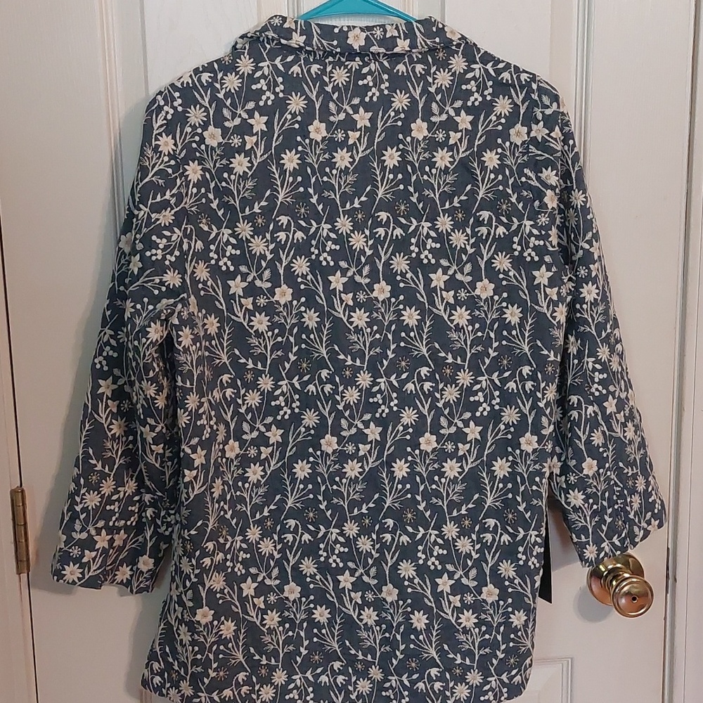 Tuckernuck Margot Chambrey Wildflower Blouse - Picture 6 of 7